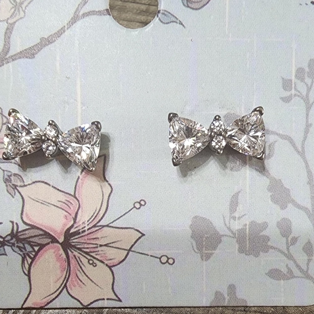Pandora Sparkling Bow Stud Earrings - Picture 3 of 8